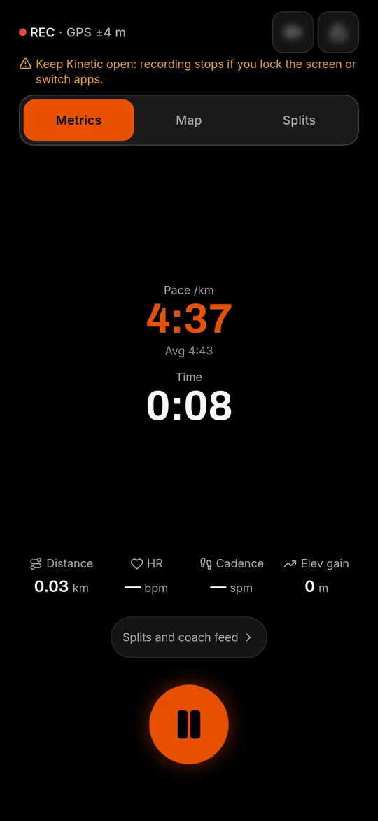 KINETIC AI live run screen showing current pace, time and heart rate.